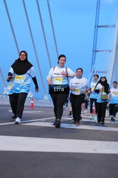 Runner Photo 2175501