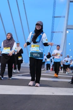 Runner Photo 2175515