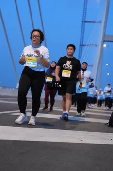 Runner Photo 2175668