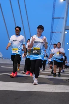 Runner Photo 2175677
