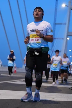 Runner Photo 2175681