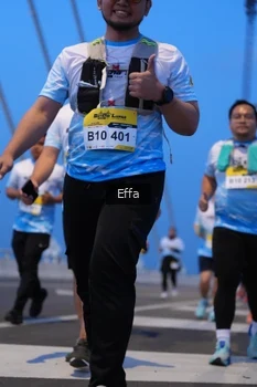 Runner Photo 2175692
