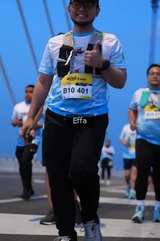 Runner Photo 2175693