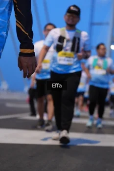 Runner Photo 2175694