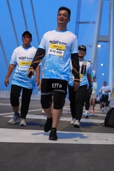 Runner Photo 2175696