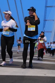 Runner Photo 2175711