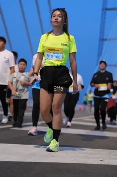 Runner Photo 2175720
