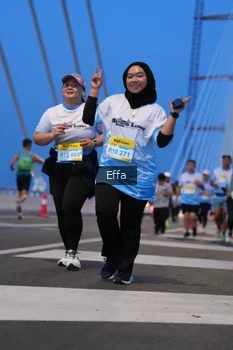 Runner Photo 2175729