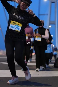 Runner Photo 2175743