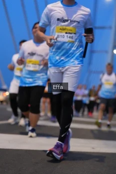 Runner Photo 2175756