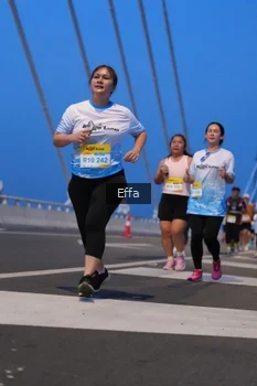 Runner Photo 2175769