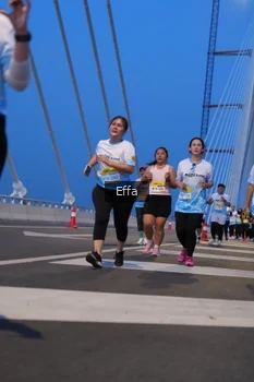 Runner Photo 2175773