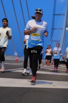 Runner Photo 2175775