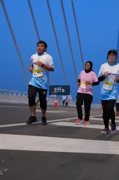 Runner Photo 2175786