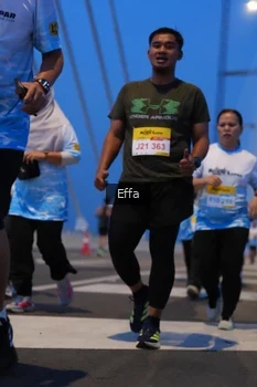 Runner Photo 2175823