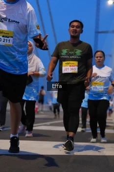 Runner Photo 2175825