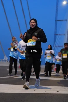 Runner Photo 2175833