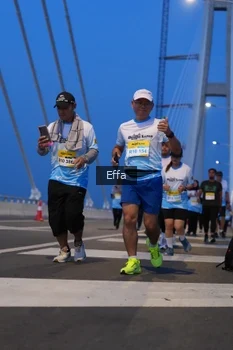 Runner Photo 2175837