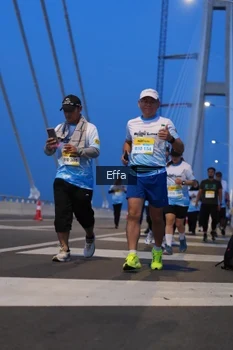 Runner Photo 2175839