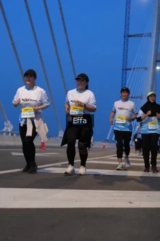 Runner Photo 2175849