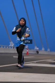 Runner Photo 2175851