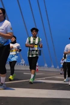 Runner Photo 2175860