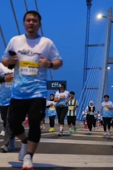 Runner Photo 2175867