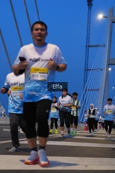 Runner Photo 2175875