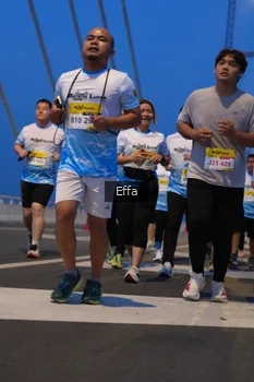 Runner Photo 2175882