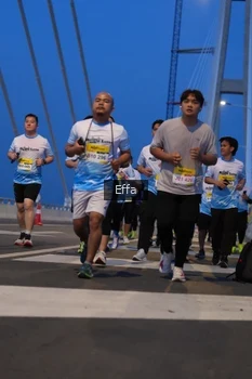 Runner Photo 2175883