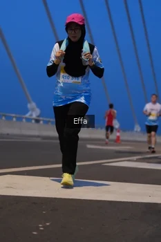 Runner Photo 2175888