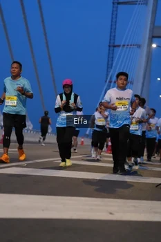 Runner Photo 2175892