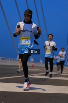 Runner Photo 2175910