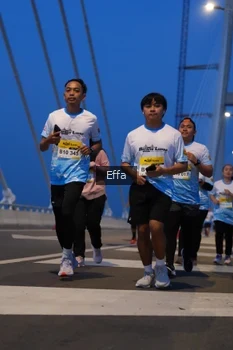 Runner Photo 2175930
