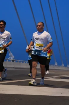 Runner Photo 2175937