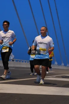 Runner Photo 2175938
