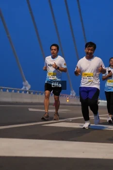 Runner Photo 2175954