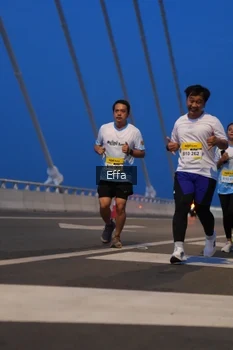 Runner Photo 2175956