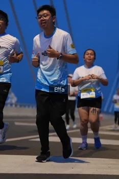 Runner Photo 2175963