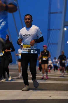 Runner Photo 2175976