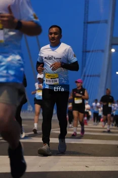 Runner Photo 2175978