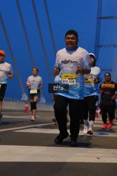 Runner Photo 2175996