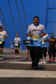 Runner Photo 2175997