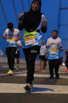 Runner Photo 2175998