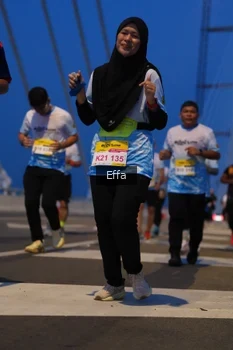 Runner Photo 2175999