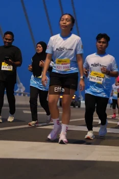 Runner Photo 2176011