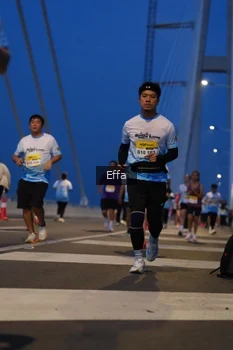 Runner Photo 2176026