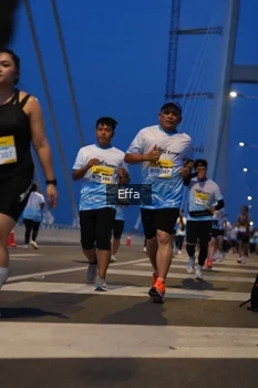 Runner Photo 2176031