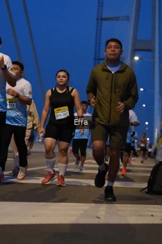 Runner Photo 2176034