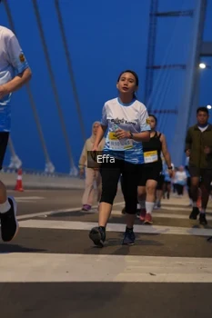 Runner Photo 2176039